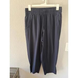 T by Talbots navy straight leg active pants size L